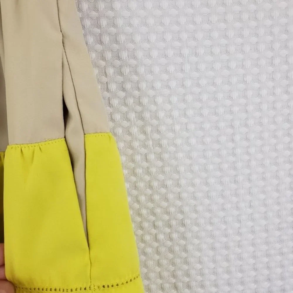 Banana Republic Skirt Tiered Ruffle Skirt Yellow Tan size 0 Preppy Boho